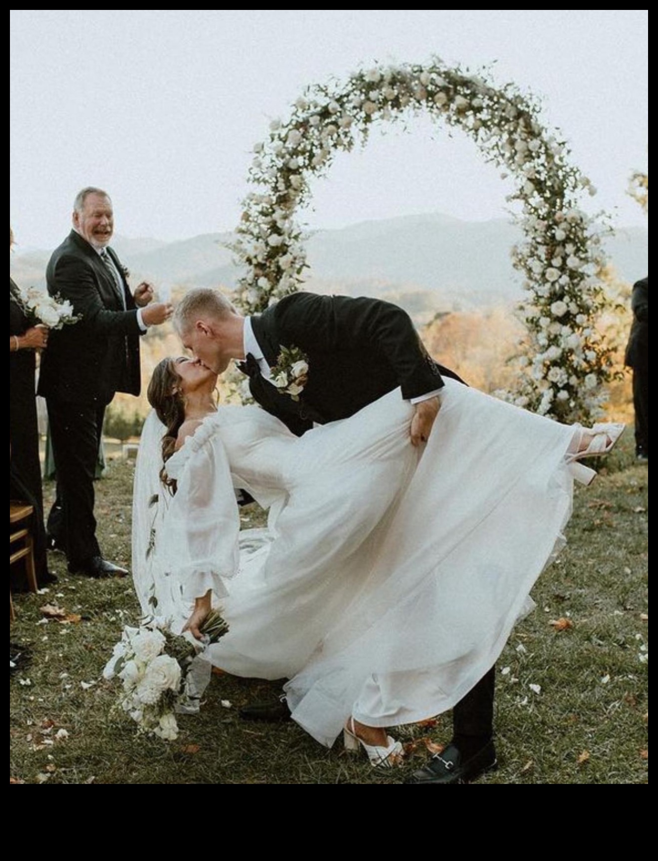 התחלות מכושפות: יצירת טקס החתונה המושלם שלך