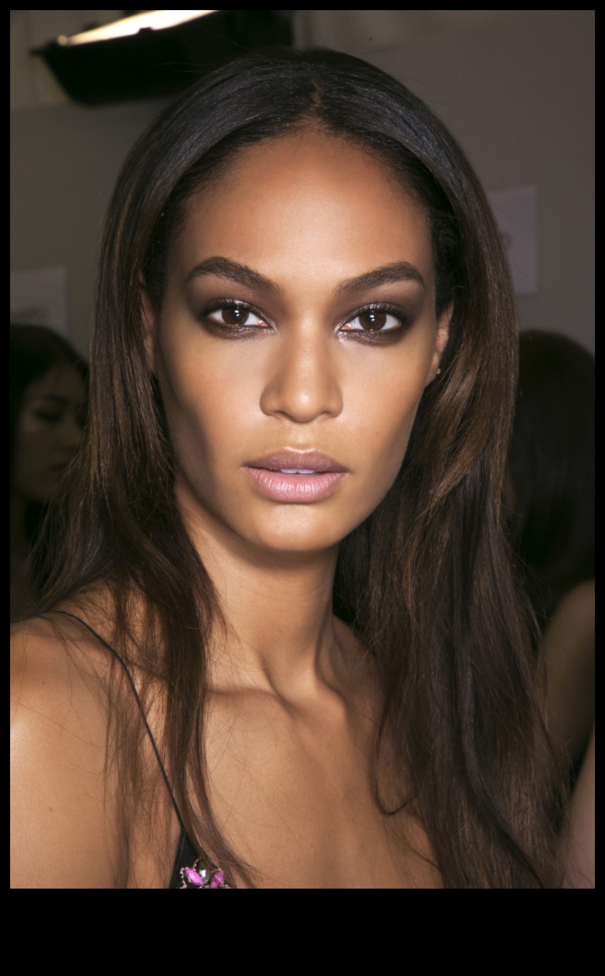 ממעושן ועד זועף איך להשיג עיניים מרהיבות לכל מסיבה 3 ממעושן לזועף: הפיתוי של עיניים עילגות באיפור למסיבה