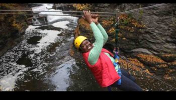 Outdoor Odyssey: ציוד הרפתקאות ליום נישואין פעיל והרפתקני