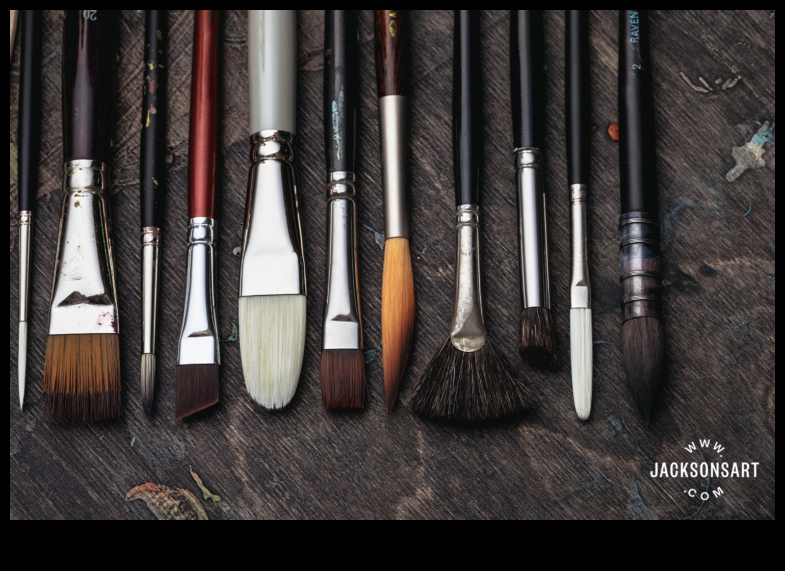 הרבגוניות של מברשות שטוחות עוברות את הבסיס עם 10 השימושים היצירתיים האלה 1 הרבגוניות של מברשות שטוחות: משחררים את הפוטנציאל מעבר לקרן