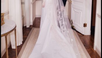 אפי קוטור: שליטה בלבוש כלה